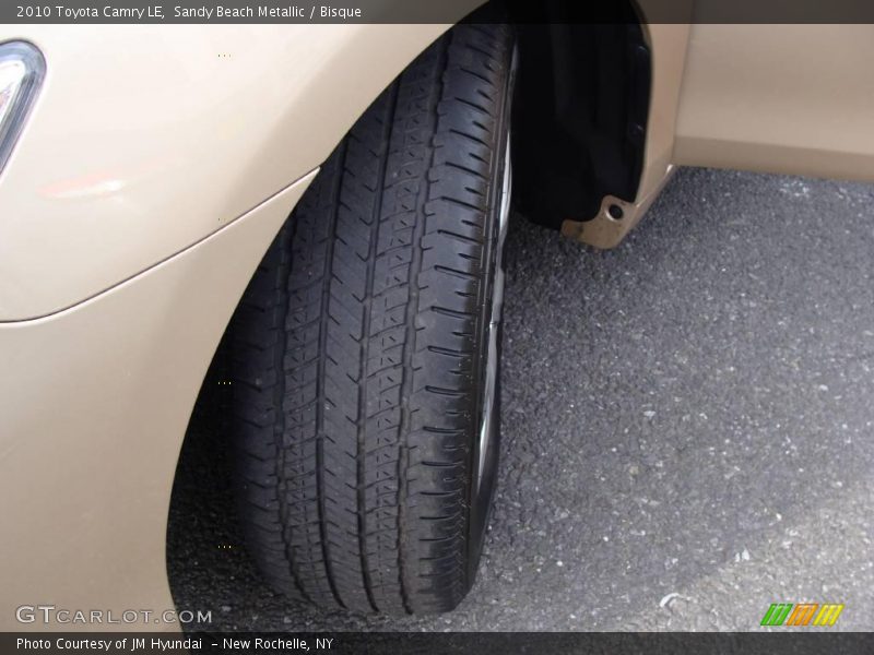 Sandy Beach Metallic / Bisque 2010 Toyota Camry LE