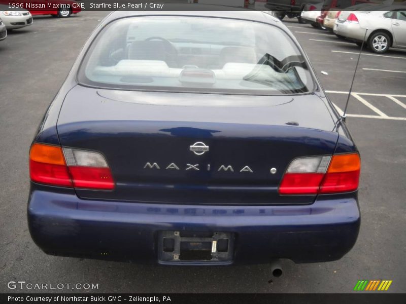 Starfire Blue Pearl / Gray 1996 Nissan Maxima GXE