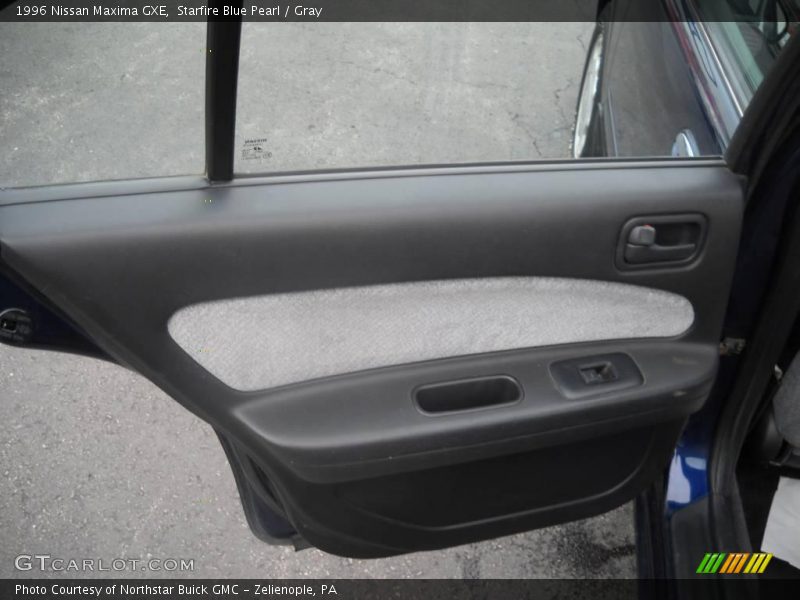 Starfire Blue Pearl / Gray 1996 Nissan Maxima GXE