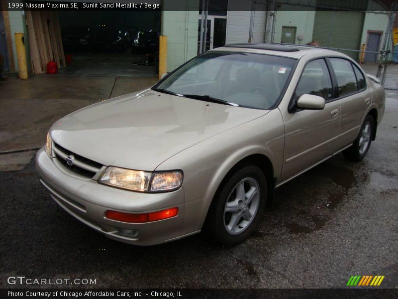 Sunlit Sand Metallic / Beige 1999 Nissan Maxima SE