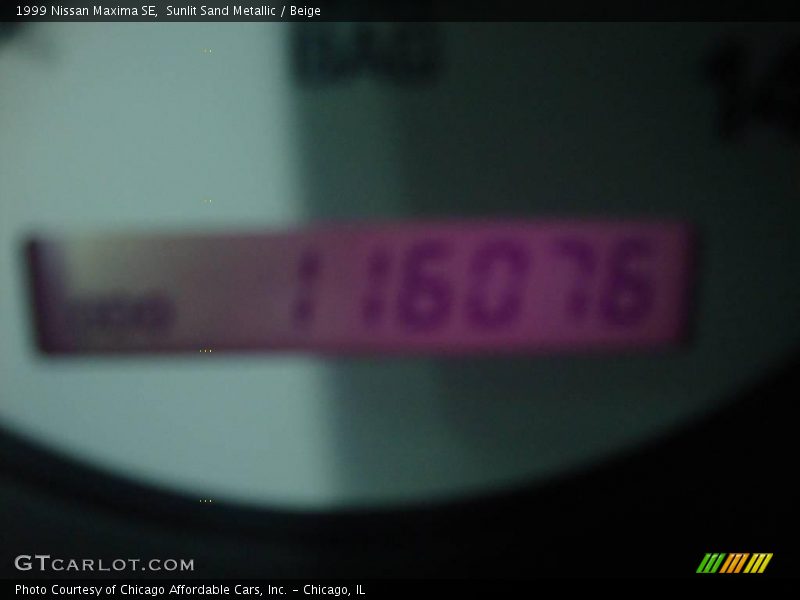 Sunlit Sand Metallic / Beige 1999 Nissan Maxima SE