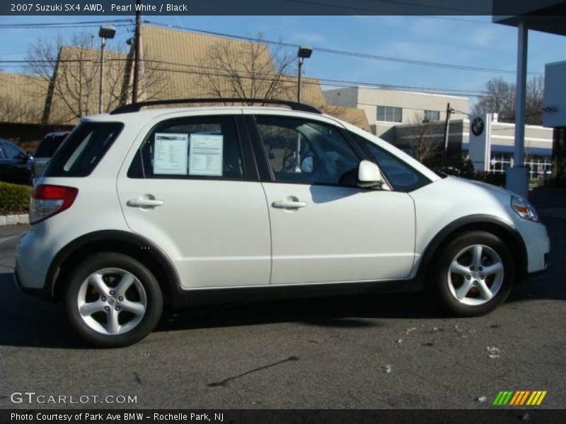Pearl White / Black 2007 Suzuki SX4 AWD