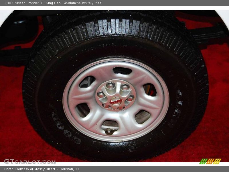Avalanche White / Steel 2007 Nissan Frontier XE King Cab