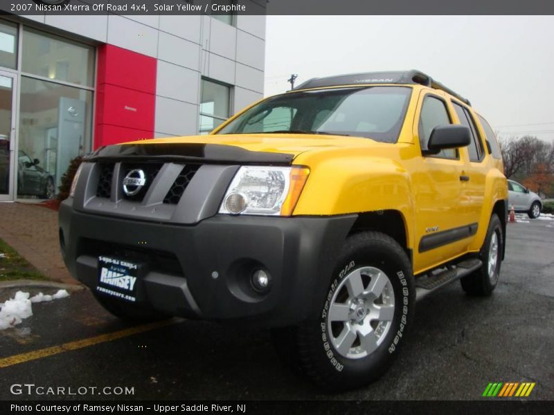Solar Yellow / Graphite 2007 Nissan Xterra Off Road 4x4