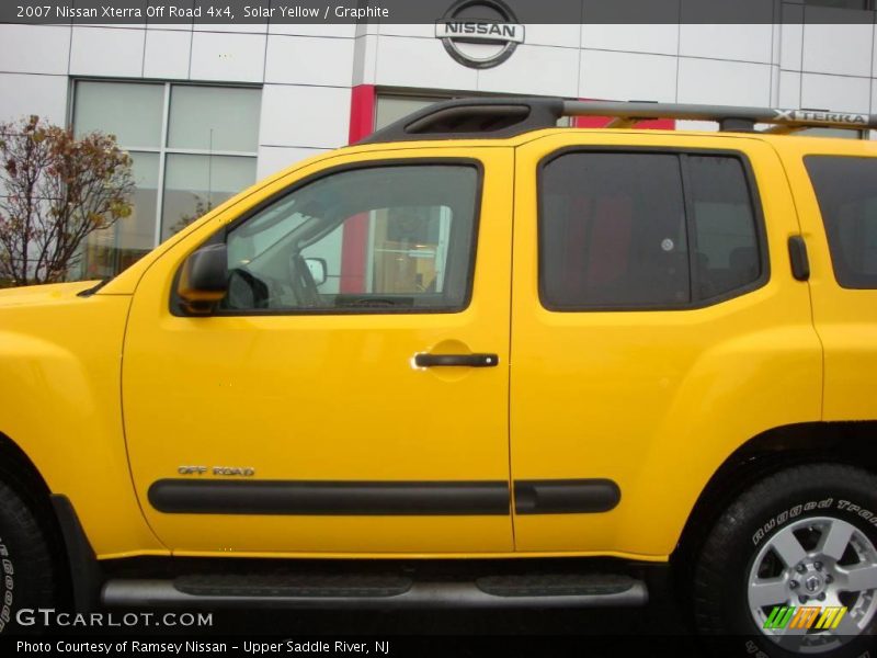 Solar Yellow / Graphite 2007 Nissan Xterra Off Road 4x4