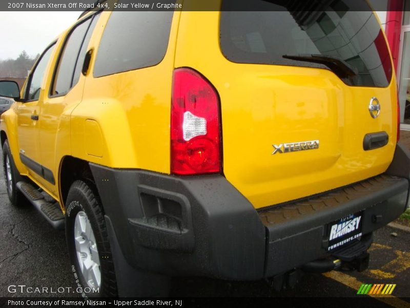 Solar Yellow / Graphite 2007 Nissan Xterra Off Road 4x4