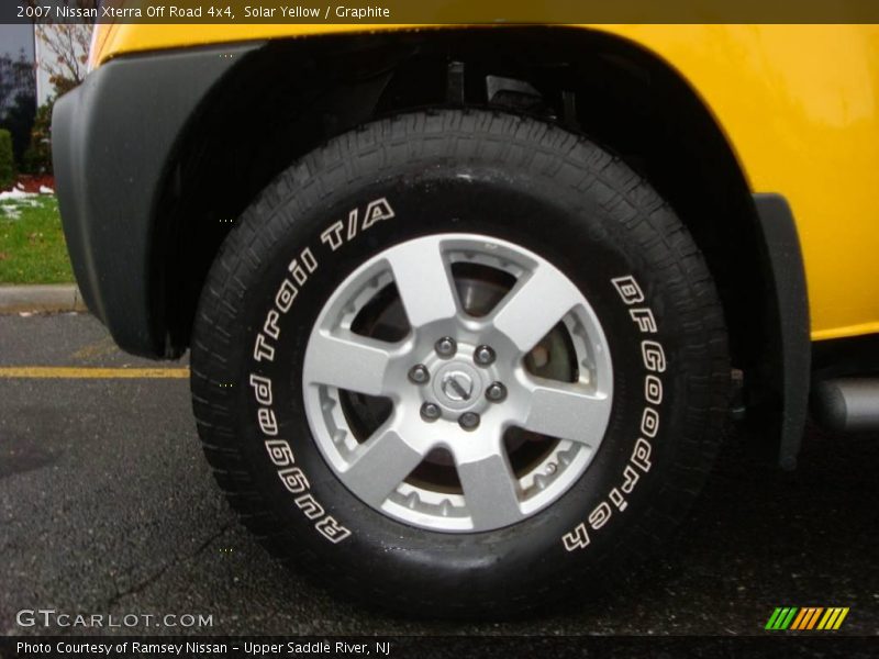 Solar Yellow / Graphite 2007 Nissan Xterra Off Road 4x4