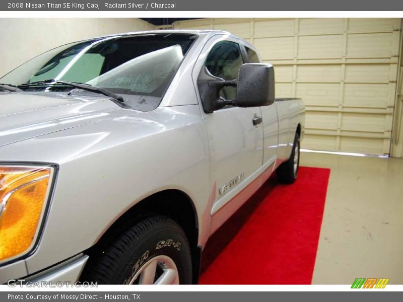 Radiant Silver / Charcoal 2008 Nissan Titan SE King Cab