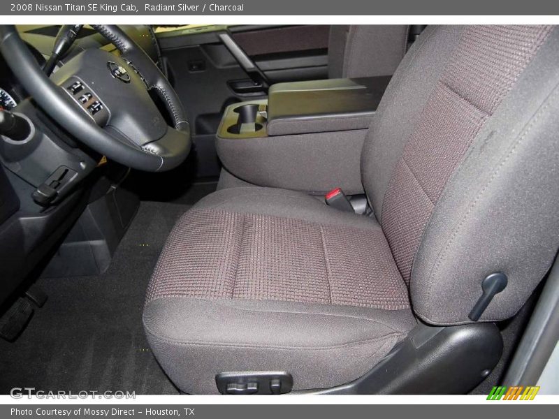 Radiant Silver / Charcoal 2008 Nissan Titan SE King Cab