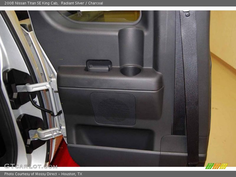 Radiant Silver / Charcoal 2008 Nissan Titan SE King Cab