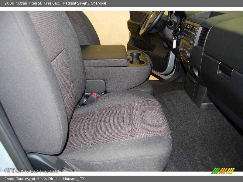 Radiant Silver / Charcoal 2008 Nissan Titan SE King Cab