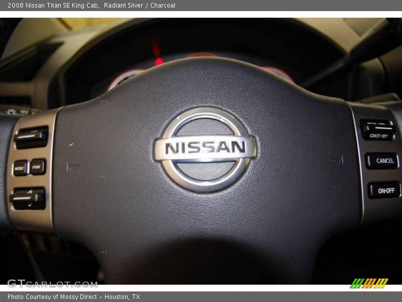 Radiant Silver / Charcoal 2008 Nissan Titan SE King Cab