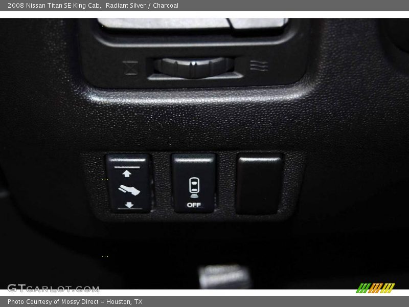 Radiant Silver / Charcoal 2008 Nissan Titan SE King Cab