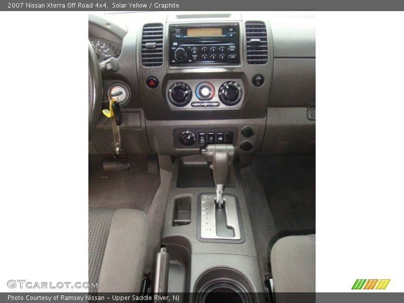 Solar Yellow / Graphite 2007 Nissan Xterra Off Road 4x4
