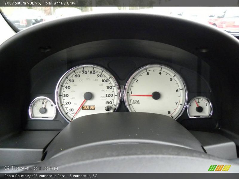 Polar White / Gray 2007 Saturn VUE V6