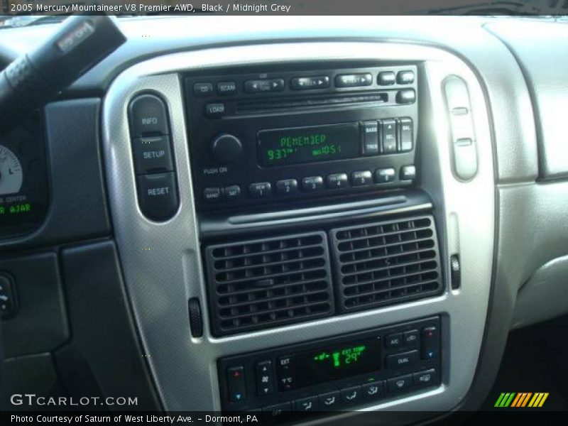 Black / Midnight Grey 2005 Mercury Mountaineer V8 Premier AWD