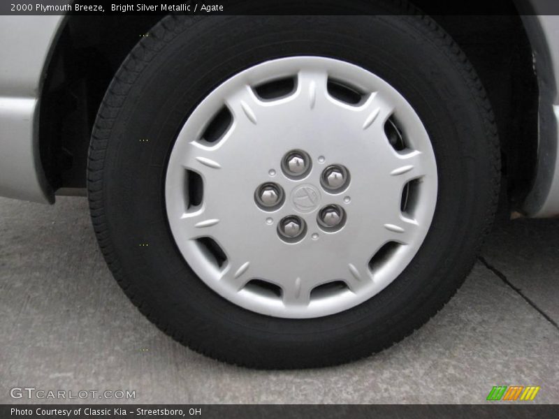 Bright Silver Metallic / Agate 2000 Plymouth Breeze