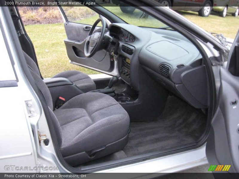 Bright Silver Metallic / Agate 2000 Plymouth Breeze