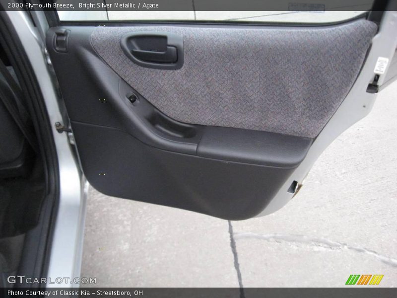 Bright Silver Metallic / Agate 2000 Plymouth Breeze