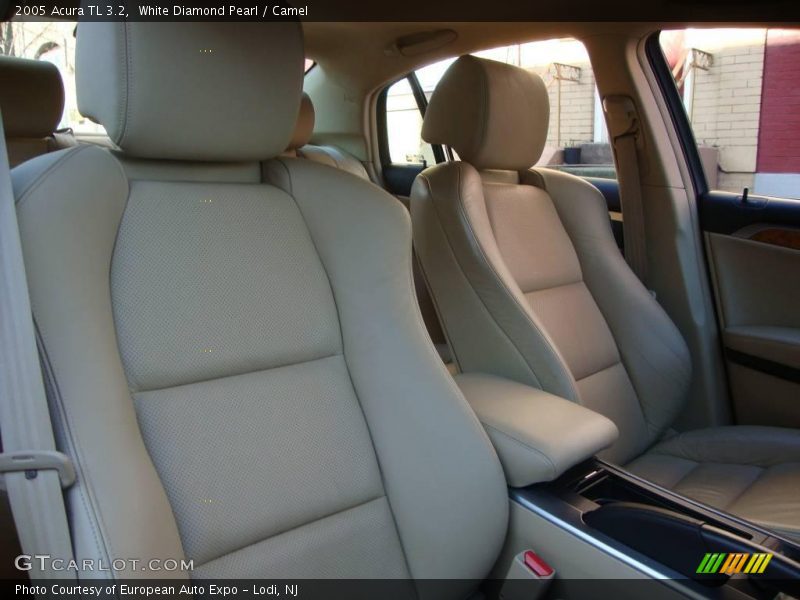 White Diamond Pearl / Camel 2005 Acura TL 3.2