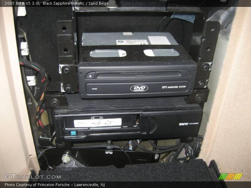 Black Sapphire Metallic / Sand Beige 2005 BMW X5 3.0i