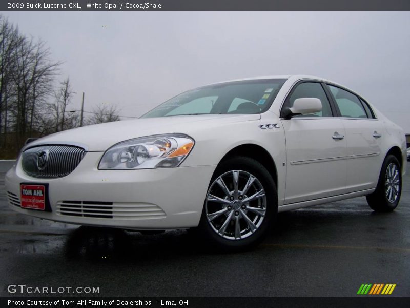 White Opal / Cocoa/Shale 2009 Buick Lucerne CXL