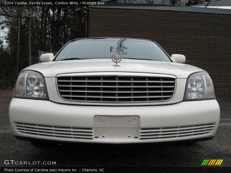 Cotillion White / Midnight Blue 2004 Cadillac DeVille Sedan