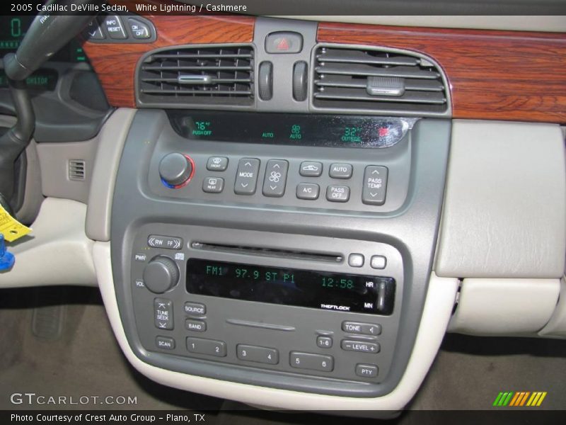 White Lightning / Cashmere 2005 Cadillac DeVille Sedan