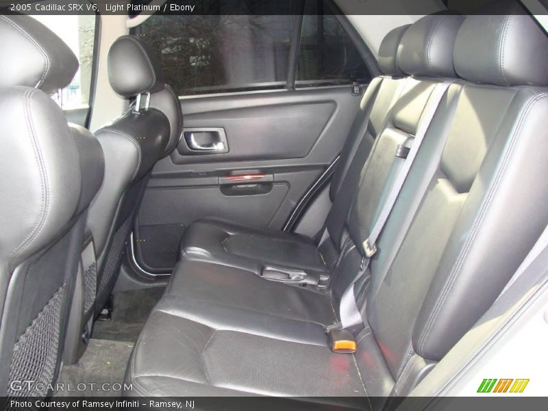 Light Platinum / Ebony 2005 Cadillac SRX V6