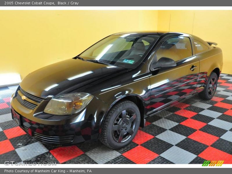 Black / Gray 2005 Chevrolet Cobalt Coupe