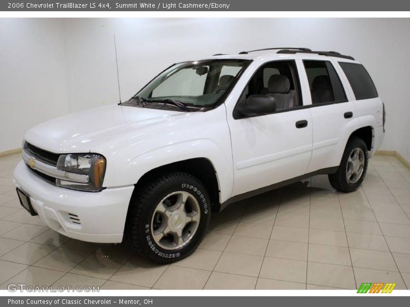 Summit White / Light Cashmere/Ebony 2006 Chevrolet TrailBlazer LS 4x4