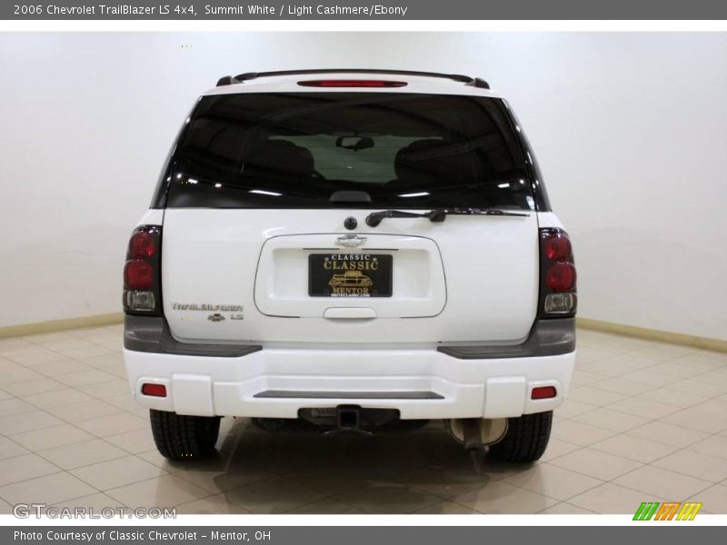 Summit White / Light Cashmere/Ebony 2006 Chevrolet TrailBlazer LS 4x4