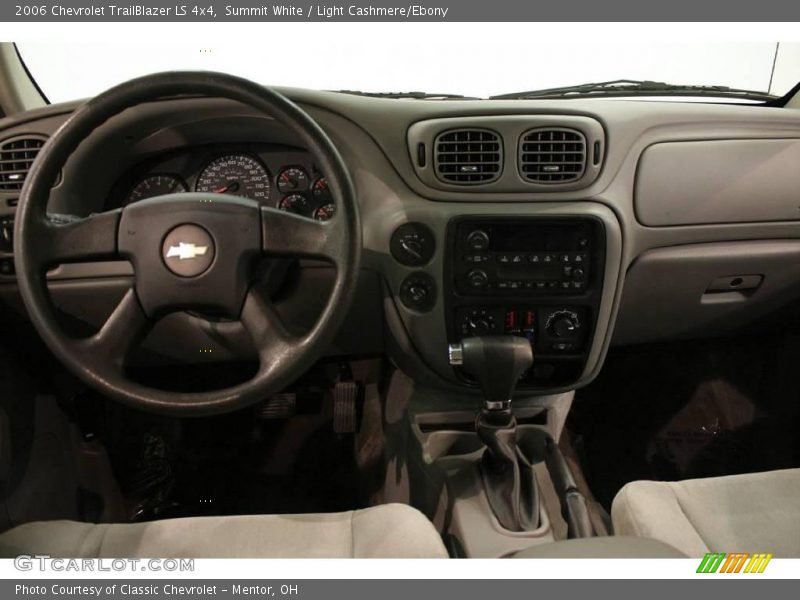 Summit White / Light Cashmere/Ebony 2006 Chevrolet TrailBlazer LS 4x4