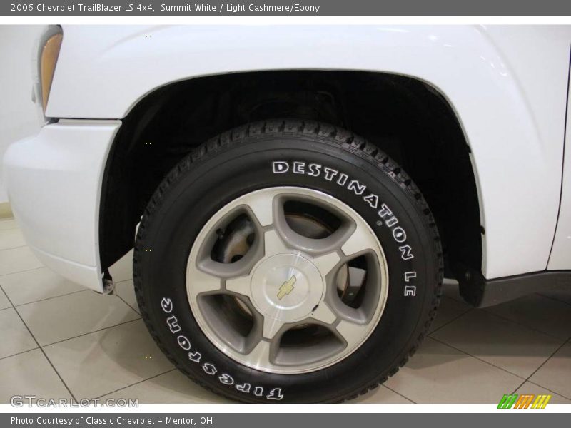Summit White / Light Cashmere/Ebony 2006 Chevrolet TrailBlazer LS 4x4