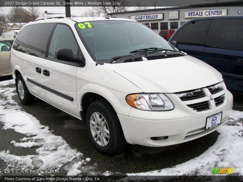 Stone White / Medium Slate Gray 2007 Dodge Grand Caravan SE
