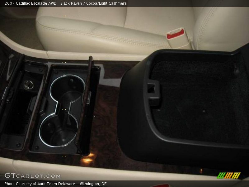 Black Raven / Cocoa/Light Cashmere 2007 Cadillac Escalade AWD