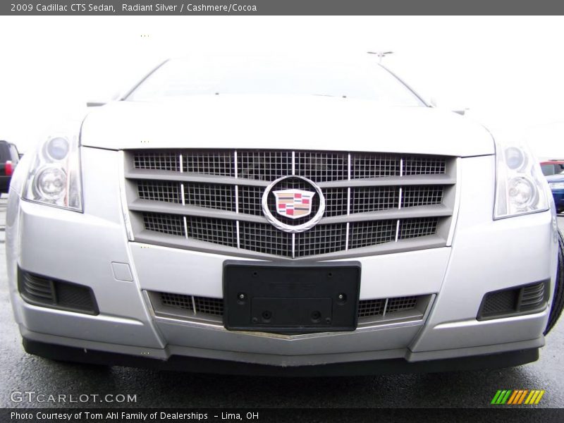 Radiant Silver / Cashmere/Cocoa 2009 Cadillac CTS Sedan