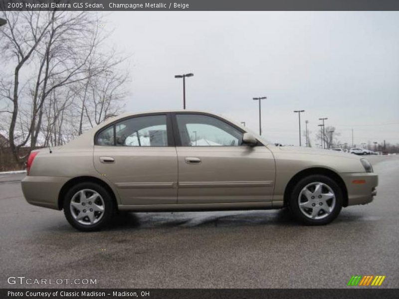 Champagne Metallic / Beige 2005 Hyundai Elantra GLS Sedan