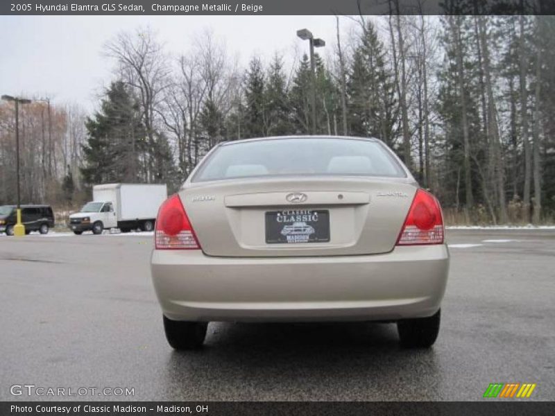 Champagne Metallic / Beige 2005 Hyundai Elantra GLS Sedan