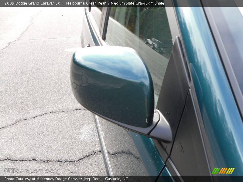 Melbourne Green Pearl / Medium Slate Gray/Light Shale 2009 Dodge Grand Caravan SXT