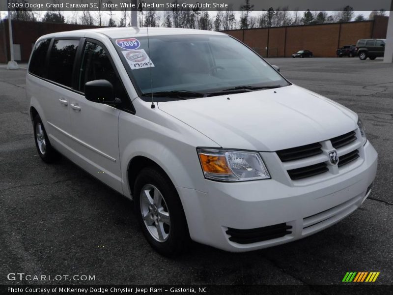 Stone White / Medium Slate Gray/Light Shale 2009 Dodge Grand Caravan SE