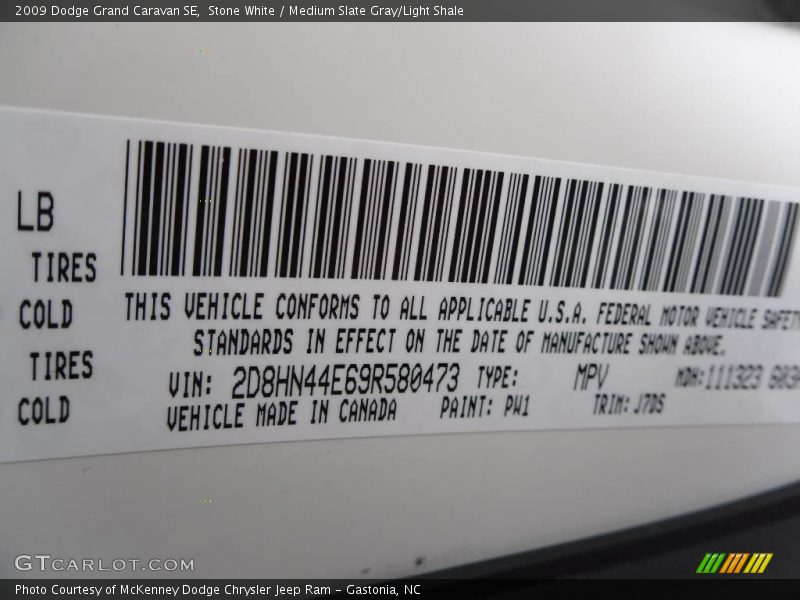 Stone White / Medium Slate Gray/Light Shale 2009 Dodge Grand Caravan SE