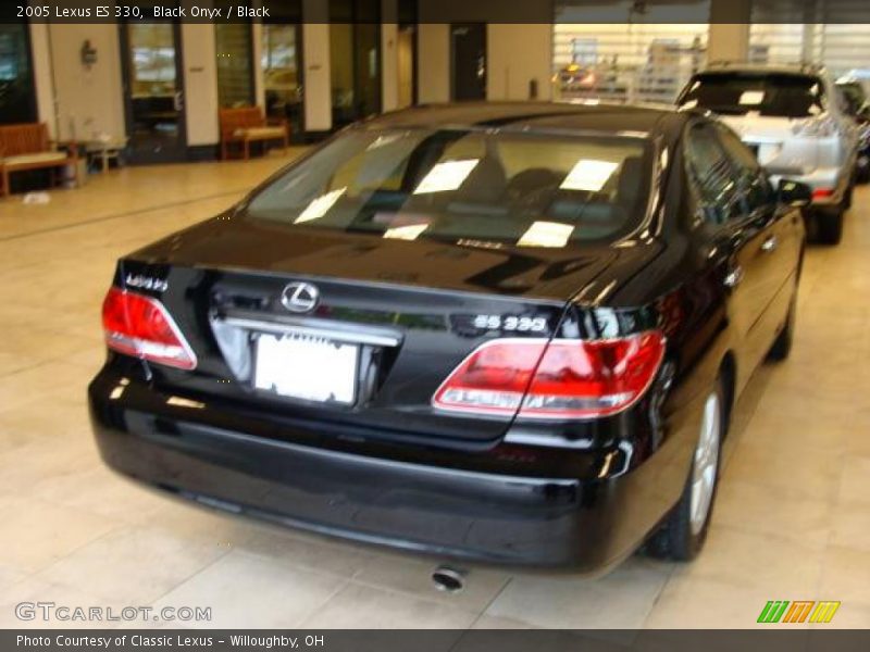 Black Onyx / Black 2005 Lexus ES 330