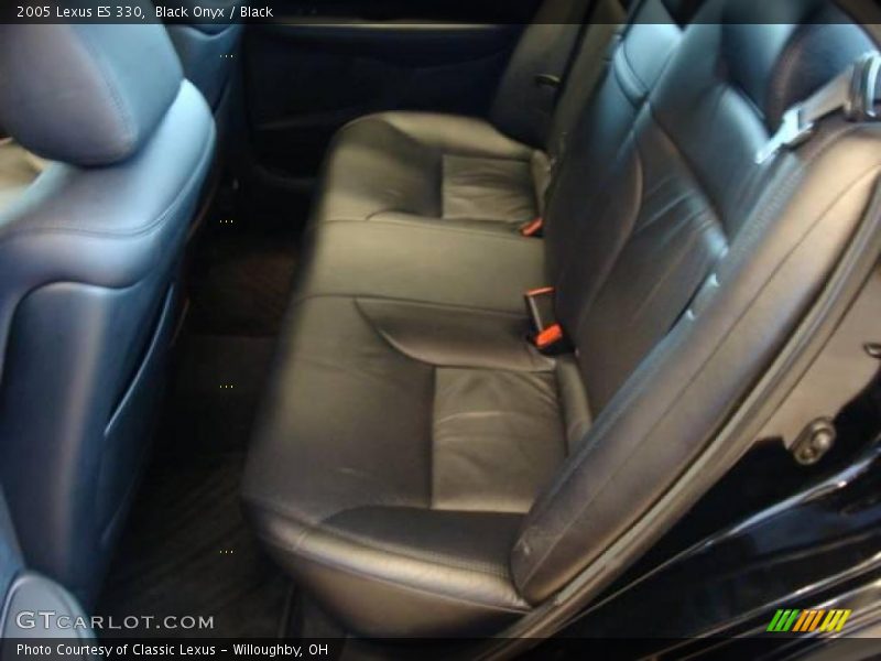 Black Onyx / Black 2005 Lexus ES 330
