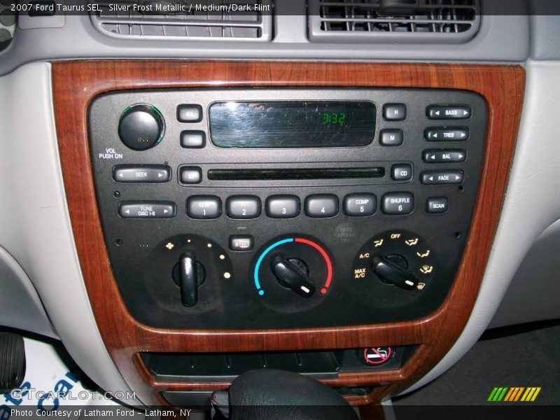 Silver Frost Metallic / Medium/Dark Flint 2007 Ford Taurus SEL