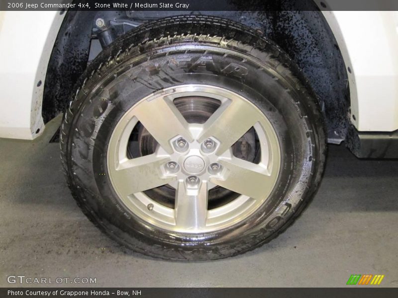 Stone White / Medium Slate Gray 2006 Jeep Commander 4x4