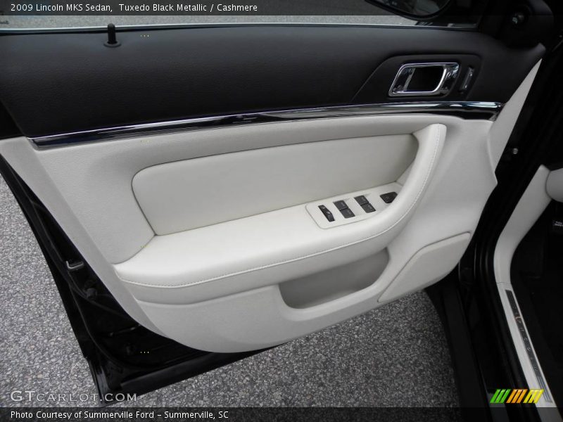 Tuxedo Black Metallic / Cashmere 2009 Lincoln MKS Sedan