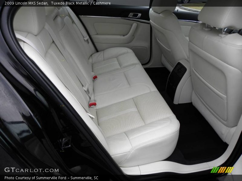 Tuxedo Black Metallic / Cashmere 2009 Lincoln MKS Sedan