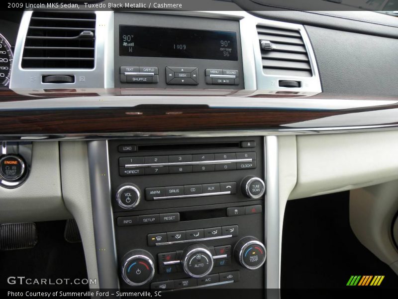 Tuxedo Black Metallic / Cashmere 2009 Lincoln MKS Sedan
