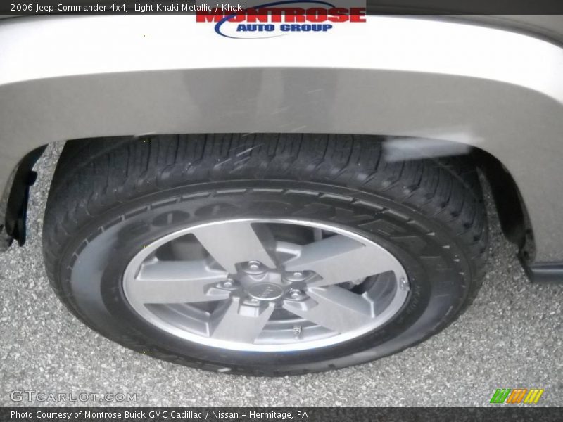 Light Khaki Metallic / Khaki 2006 Jeep Commander 4x4